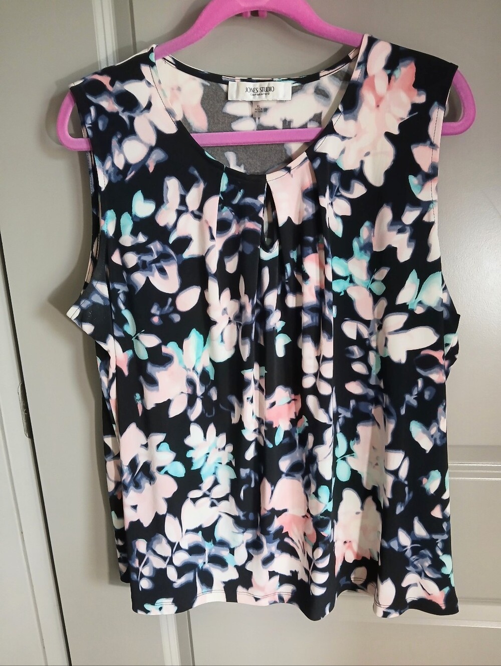 Jones Studio Black Floral Sleeveless Top with Pink & Teal Accents Size XL EUC